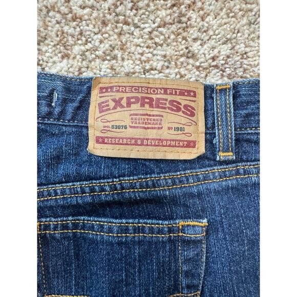 Express Woman's Jeans/Pants size 7/8 LONG/TALL, Dark Blue Denim, Low Rise, Flare - Picture 5 of 11